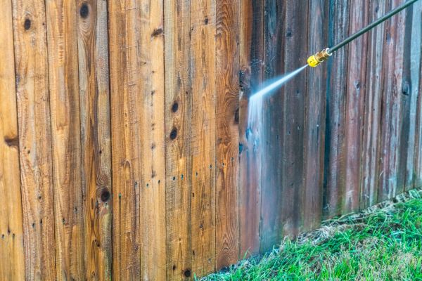 Fence Pressure Washing in Sumter