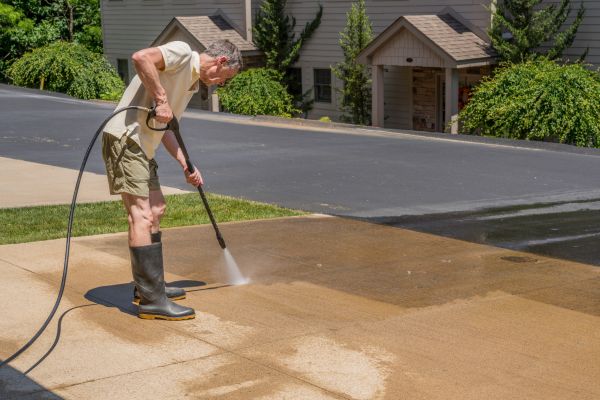 Concrete Pressure Cleaning in Sumter