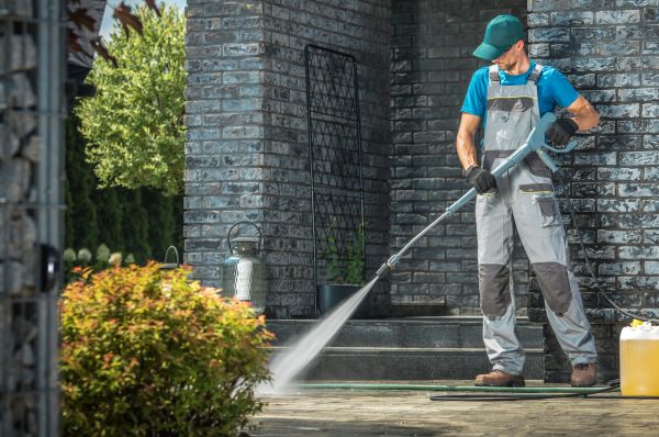 Outside House Cleaning in Sumter
