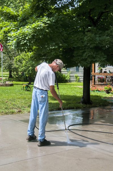 Driveway Concrete Cleaning in Sumter