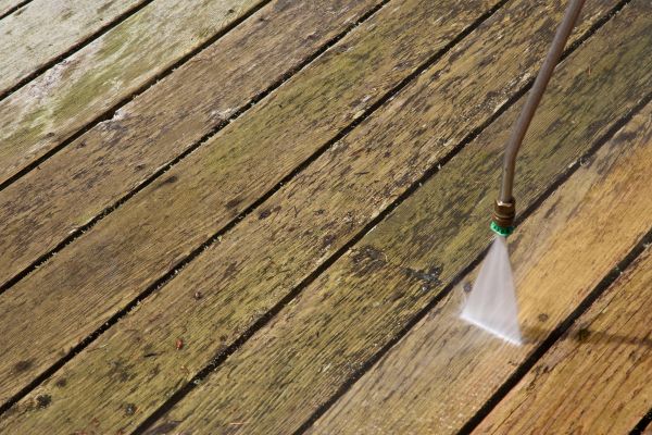Deck Mold Removal in Sumter