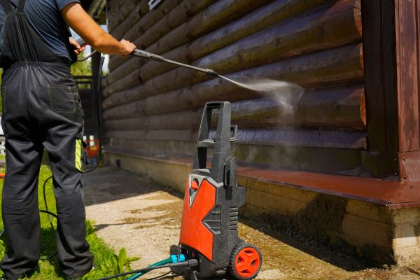 Cabin Pressure Washing in Sumter