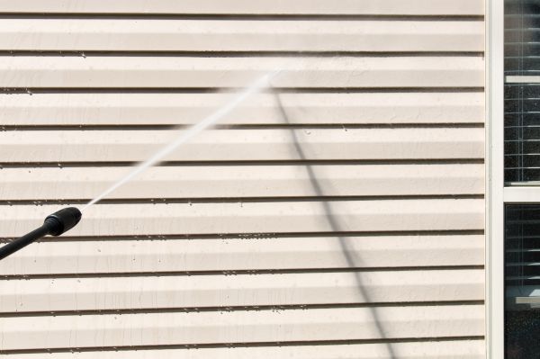 Apartment Power Washing in Sumter