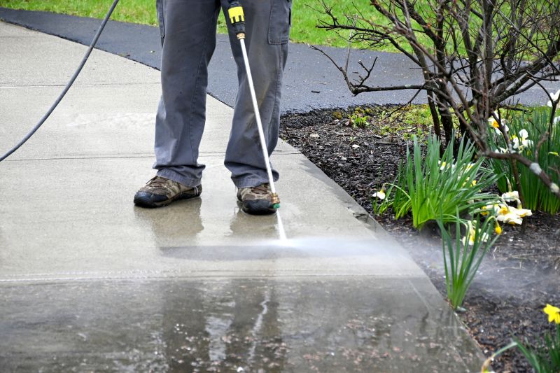 Sidewalk Pressure Cleaning